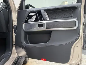 MERCEDES-BENZ G 63 AMG MANUFAKTUR Night ActiveRide S…