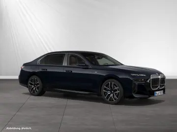 BMW 750e xDrive TV-Fond-Entertainment UPE  187.440 -