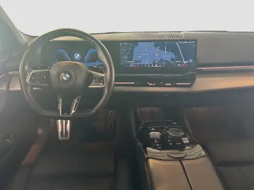 BMW 520 d xDrive M Sport DrAss  AdLED ParkAss