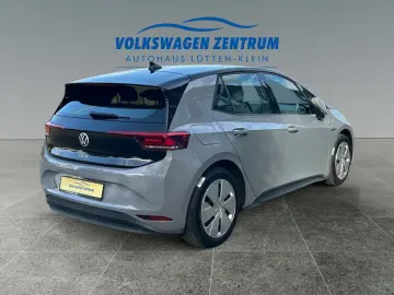 VW ID.3 Pure Performance NAVI SHZ ACC APP PDC MFL