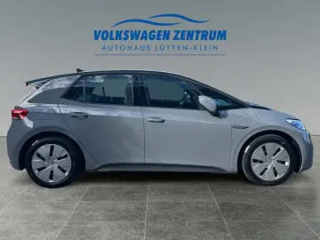 VW ID.3 Pure Performance NAVI SHZ ACC APP PDC MFL
