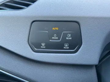 VW ID.3 Pure Performance NAVI SHZ ACC APP PDC MFL