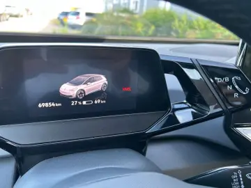 VW ID.3 Pure Performance NAVI SHZ ACC APP PDC MFL