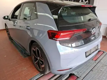 VW ID.3 Pro Performance Aut. LED Navi SHZ Alu19