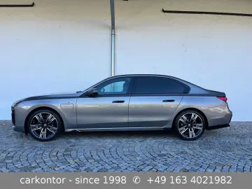 BMW 750e xDr.  MSPORT PRO LOUNGE SEAT FOND ENT KRIST