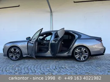 BMW 750e xDr.  MSPORT PRO LOUNGE SEAT FOND ENT KRIST