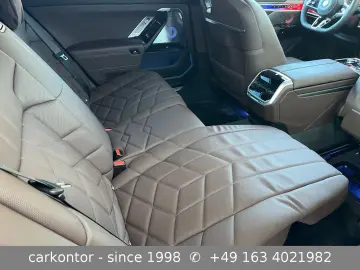 BMW 750e xDr.  MSPORT PRO LOUNGE SEAT FOND ENT KRIST