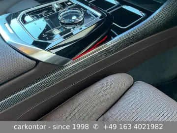 BMW 750e xDr.  MSPORT PRO LOUNGE SEAT FOND ENT KRIST