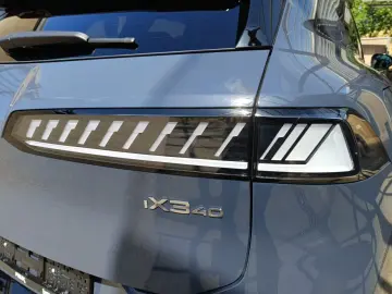 BMW iX3 40 M Sport Pro_ACC_PANO