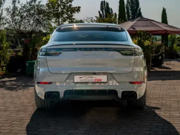 Porsche Cayenne GTS Coupé - Porsche Approved 2028