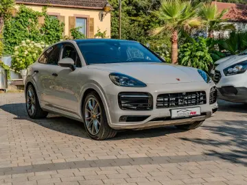 Porsche Cayenne GTS Coupé - Porsche Approved 2028