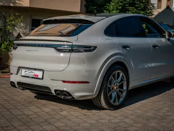 Porsche Cayenne GTS Coupé - Porsche Approved 2028
