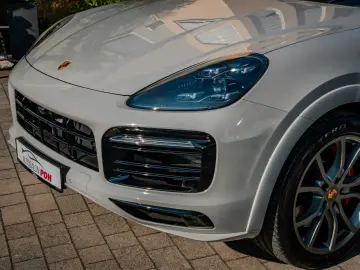 Porsche Cayenne GTS Coupé - Porsche Approved 2028