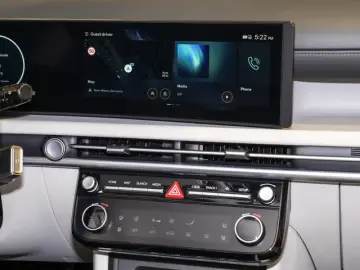 Hyundai TUCSON Plug-In Hybrid 4WD Prime Assistance Pak ECS