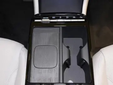 Hyundai TUCSON Plug-In Hybrid 4WD Prime Assistance Pak ECS