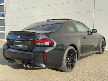 BMW M2 Coupé   CARBON • HUD • HARMAN KARDON