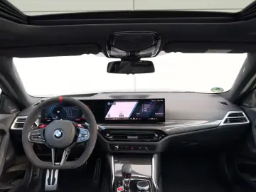 BMW M2 Coupé   CARBON • HUD • HARMAN KARDON