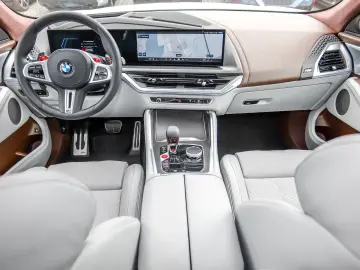 BMW XM 50e M Sport