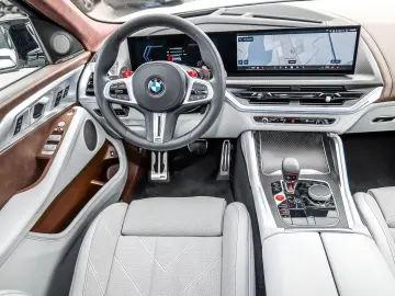 BMW XM 50e M Sport