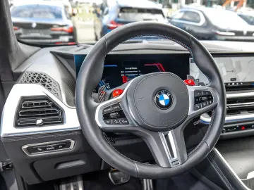 BMW XM 50e M Sport