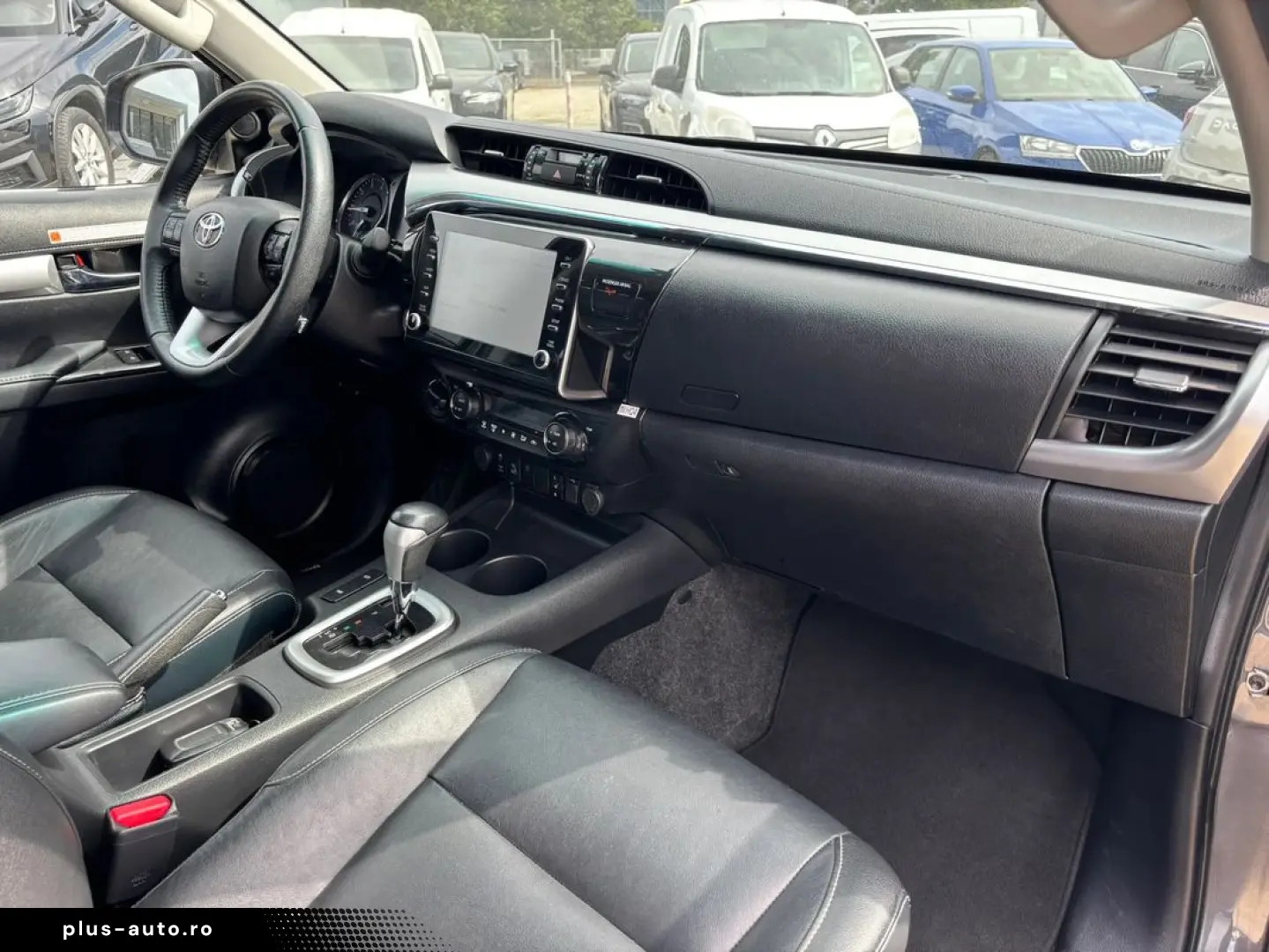 Toyota Hilux   2.8D 204CP   Automata   4x4   TVA Deductibil