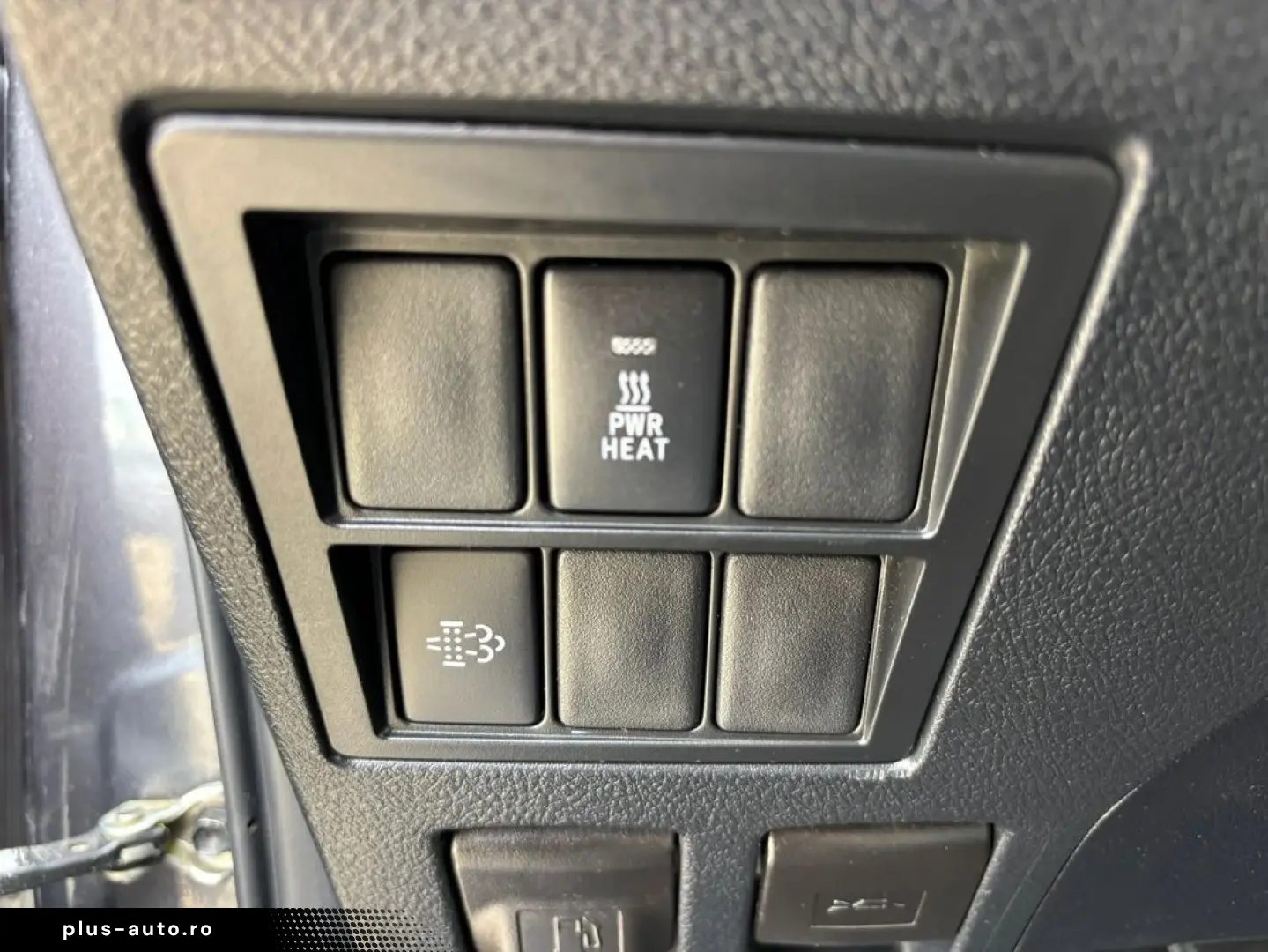 Toyota Hilux   2.8D 204CP   Automata   4x4   TVA Deductibil