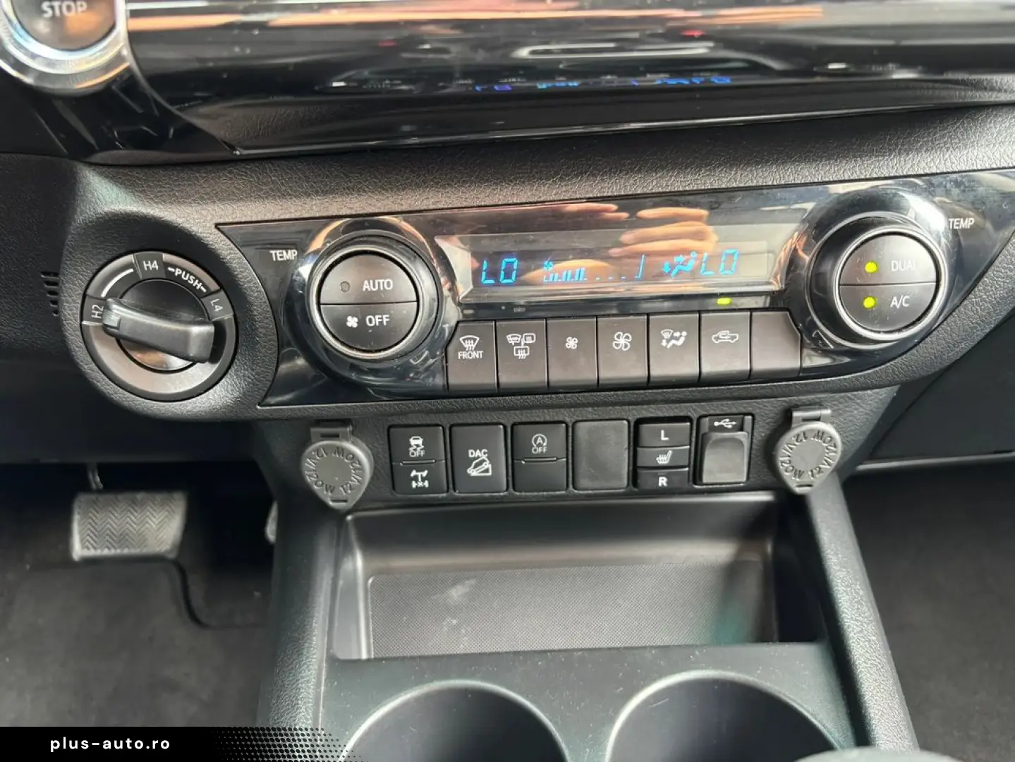 Toyota Hilux   2.8D 204CP   Automata   4x4   TVA Deductibil
