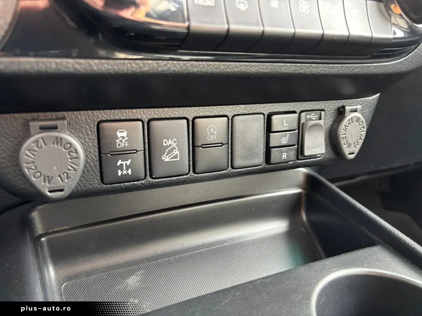 Toyota Hilux   2.8D 204CP   Automata   4x4   TVA Deductibil