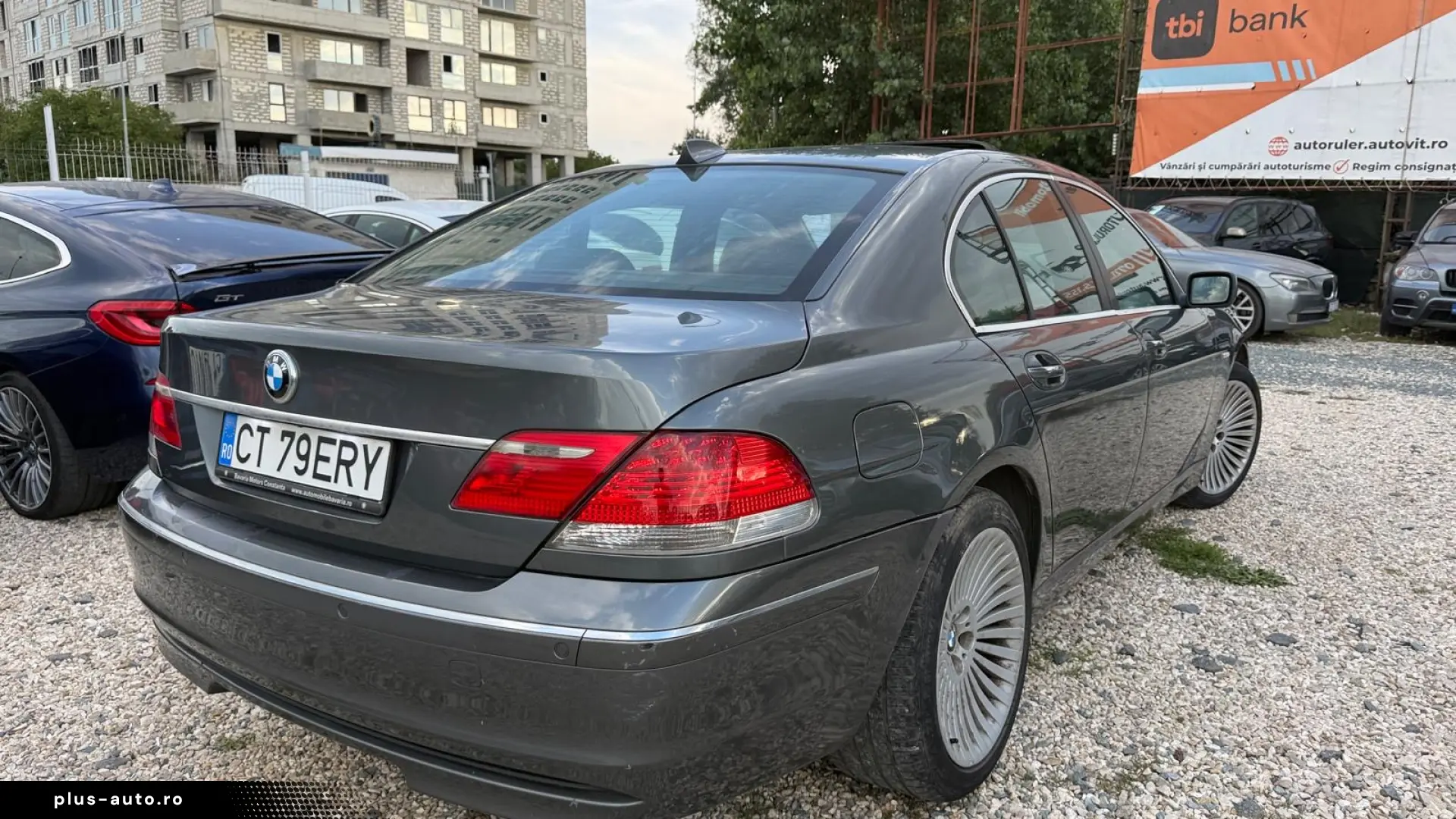 3000e avans si 3000 in 3 luni