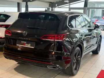 VW Touareg 4Motion R-LINE