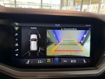VW Touareg 4Motion R-LINE