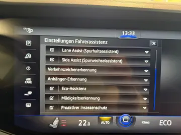 VW Touareg 4Motion R-LINE