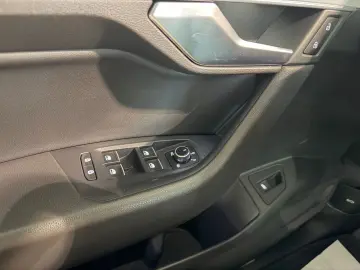 VW Touareg 4Motion R-LINE