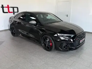 AUDI RS3 2.5 TFSI qu. Limousine MATRIX B&O Pano ACC