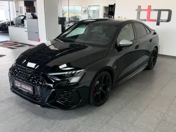 AUDI RS3 2.5 TFSI qu. Limousine MATRIX B&O Pano ACC