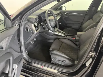 AUDI RS3 2.5 TFSI qu. Limousine MATRIX B&O Pano ACC