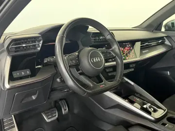 AUDI RS3 2.5 TFSI qu. Limousine MATRIX B&O Pano ACC