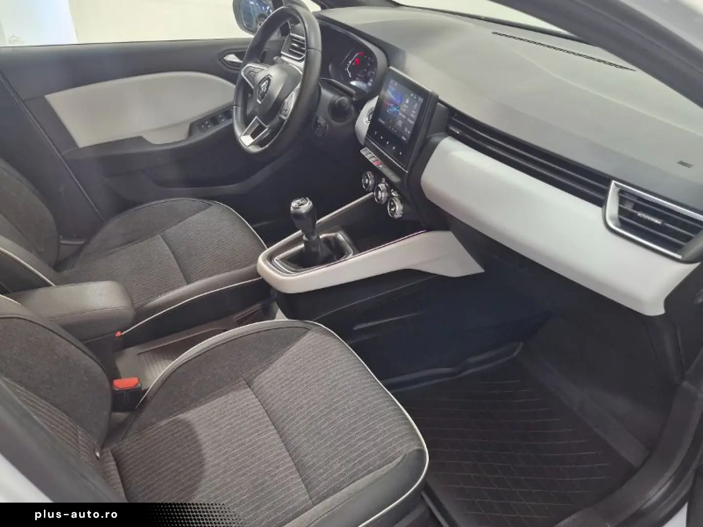 RENAULT CLIO 1.0 TCe 90 Equilibre