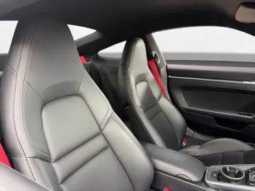 PORSCHE 992 Carrera 4S Sport-Abgas Approved 2028
