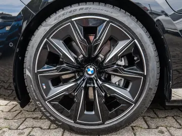 BMW 750e xDrive Limousine DA Prof. Massage PA Prof.