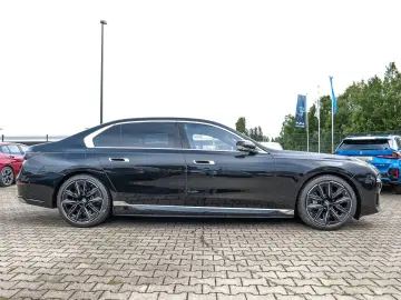 BMW 750e xDrive Limousine DA Prof. Massage PA Prof.