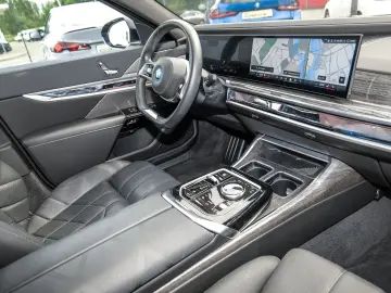 BMW 750e xDrive Limousine DA Prof. Massage PA Prof.