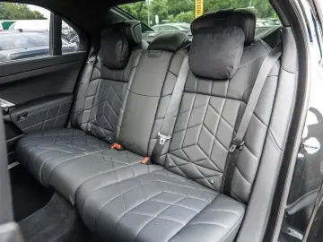 BMW 750e xDrive Limousine DA Prof. Massage PA Prof.