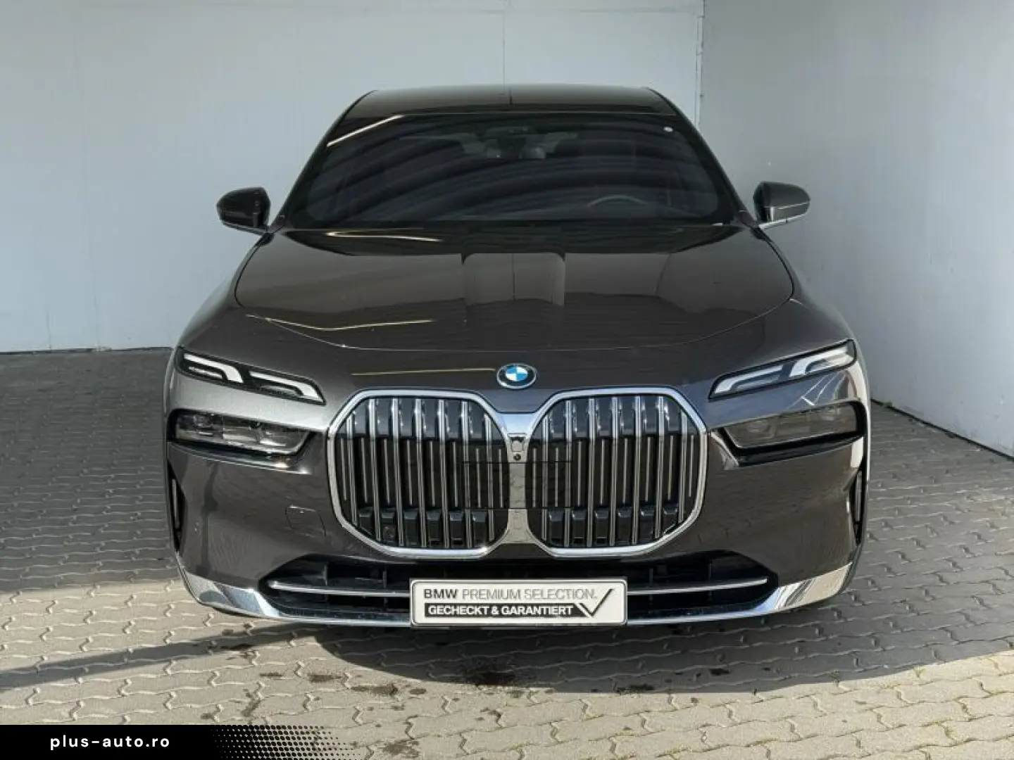 BMW 750e xDrive Navi.LED.ACC.360 .Massage.SoftClose