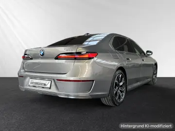 BMW 750e xDrive TV-Fond-Entert. DA&PAProf. Sitzbelüf