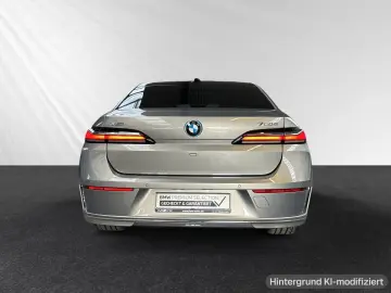 BMW 750e xDrive TV-Fond-Entert. DA&PAProf. Sitzbelüf