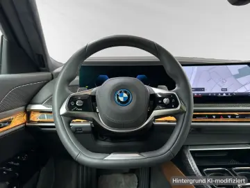 BMW 750e xDrive TV-Fond-Entert. DA&PAProf. Sitzbelüf