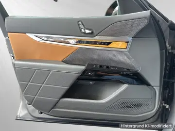 BMW 750e xDrive TV-Fond-Entert. DA&PAProf. Sitzbelüf