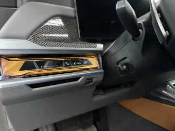 BMW 750e xDrive TV-Fond-Entert. DA&PAProf. Sitzbelüf