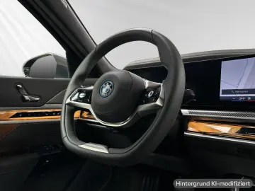 BMW 750e xDrive TV-Fond-Entert. DA&PAProf. Sitzbelüf